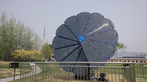 /uploads/image/2021/03/15/68e5767d409511fe6cf5f052a8f850ed.jpg 智能花光伏发电装置 (2).jpg