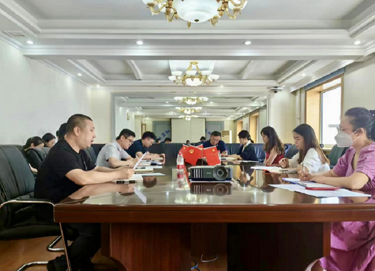 /uploads/image/2023/07/19/dedb37c794c4ba9f0cd2f81eb24d4fa7.png 读书活动照片.png