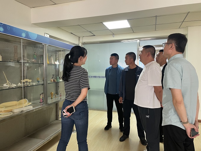 /uploads/image/2023/09/05/21b44af2abd1c03a0688ab1d653af41a.jpg 振兴心细又务实 心系百姓暖民心2.jpg